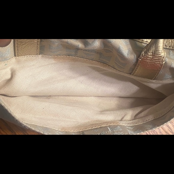 Vintage Gold Michael Kors purse - Picture 4 of 10